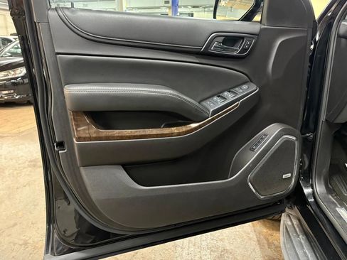 Used 2016 Chevrolet Suburban LT image 27