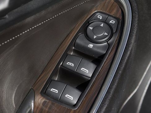 Used 2021 Chevrolet Malibu Premier image 17