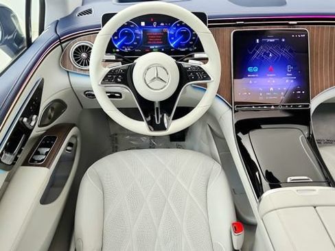 Used 2023 Mercedes-Benz EQS 450+ 4MATIC Sedan w/ Manufactur Interior Package image 55