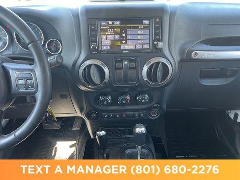 Used 2016 Jeep Wrangler Sahara w/ Connectivity Group AWD/4WD image 20