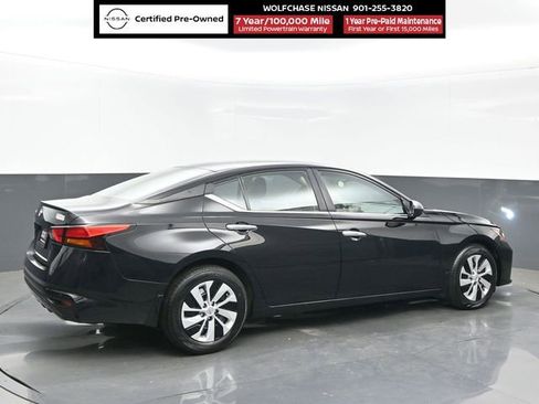 Certified 2024 Nissan Altima 2.5 S FWD image 6
