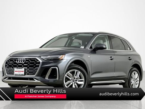 Used 2022 Audi Q5 2.0T Premium w/ Convenience Package image 1