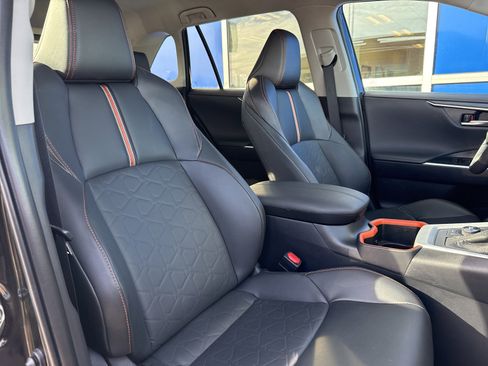 Used 2024 Toyota RAV4 Adventure image 15