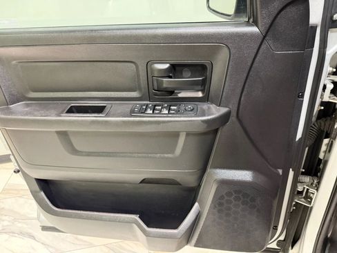 Used 2015 RAM 1500 Express image 9