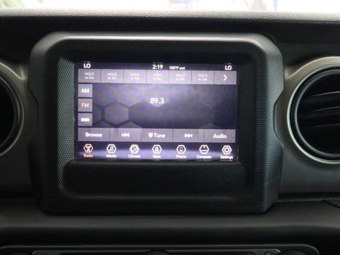 Used 2020 Jeep Wrangler Unlimited Sport S AWD/4WD image 23