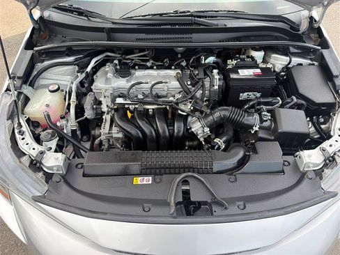 Used 2022 Toyota Corolla LE FWD image 9