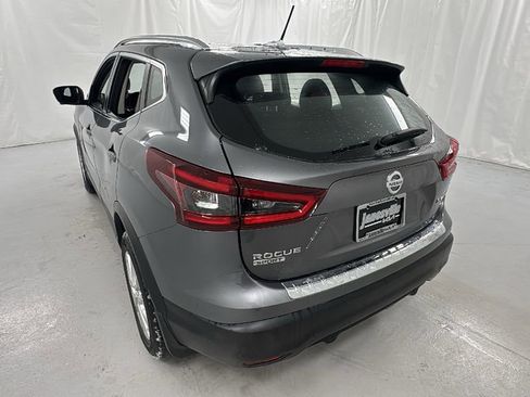 Used 2021 Nissan Rogue Sport SV w/ Technology Package image 5