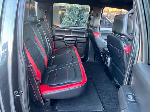 Used 2018 Ford F150 Lariat w/ Equipment Group 502A Luxury AWD/4WD image 28