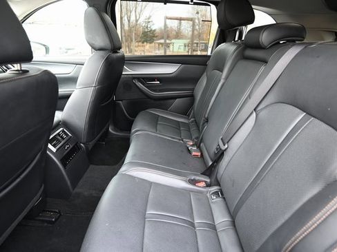 Used 2024 MAZDA CX-90 3.3 Turbo w/ Preferred Plus image 8