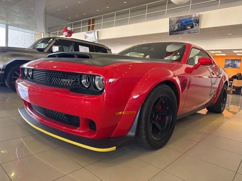 Used 2018 Dodge Challenger SRT Demon image 3