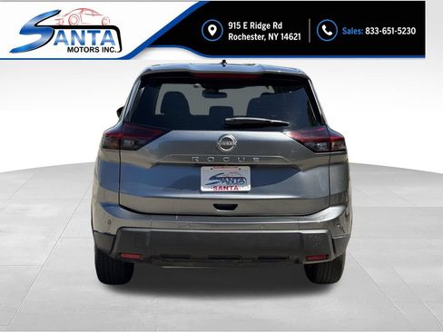Used 2024 Nissan Rogue S FWD image 14