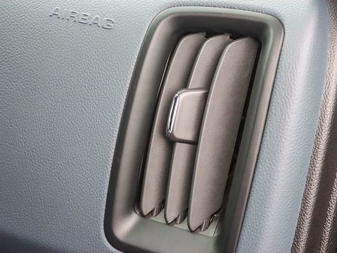 Used 2022 Chevrolet Colorado Z71 image 36