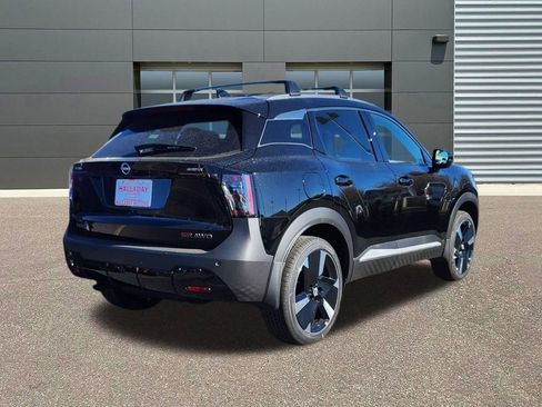 New 2026 Nissan Kicks SR w/ Cold Weather Package AWD/4WD image 5