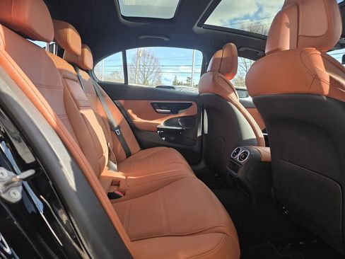 Certified 2023 Mercedes-Benz C 300 4MATIC Sedan image 33