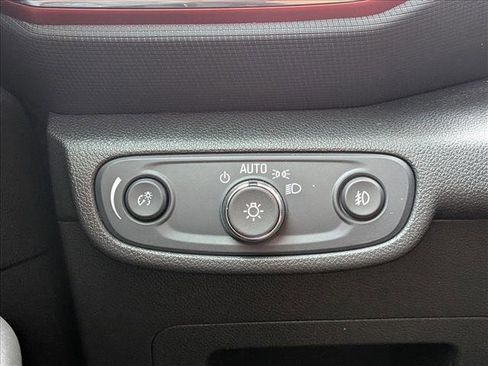 Used 2021 Chevrolet TrailBlazer RS w/ Sun and Liftgate Package image 15