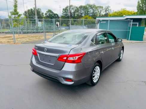 Used 2019 Nissan Sentra S FWD image 5