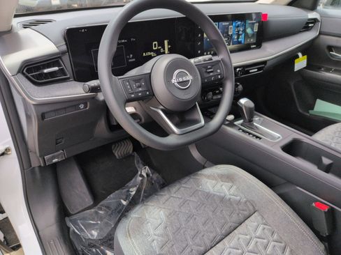 New 2026 Nissan Kicks SV FWD image 2