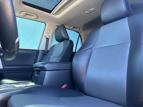 Used 2023 Toyota 4Runner SR5 Premium w/ Moonroof Package image 38