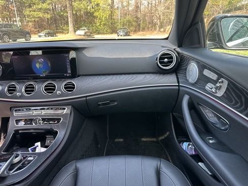 Used 2019 Mercedes-Benz E 300 E 300 image 16