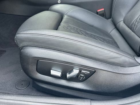 Certified 2023 BMW 530e w/ Convenience Package image 14