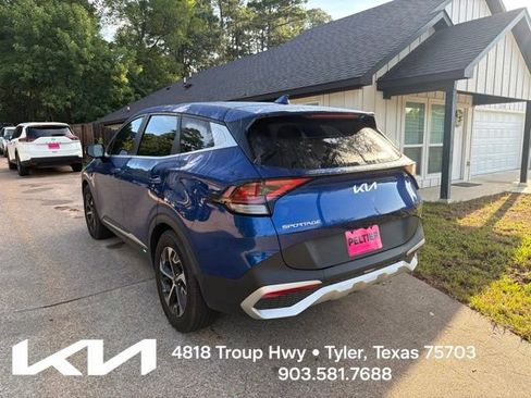 Certified 2024 Kia Sportage EX FWD image 9