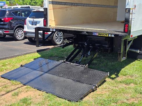 New 2026 Ford E-450 and Econoline 450 Super Duty w/ Interior Upgrade Package image 23