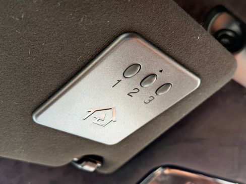 Used 2013 Maserati GranTurismo Sport RWD image 27