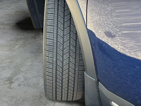 Used 2025 Nissan Kicks SR FWD image 43