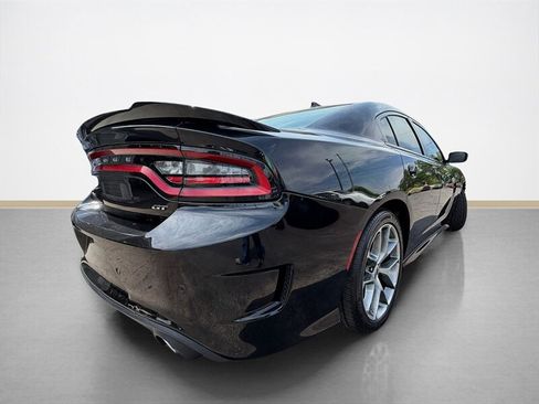 Used 2022 Dodge Charger GT RWD image 4