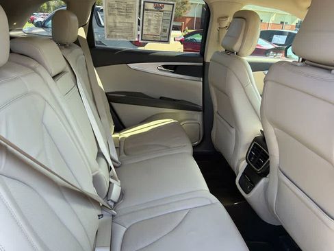Used 2020 Lincoln Nautilus FWD w/ Equipment Group 101A image 13