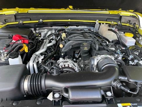 Used 2024 Jeep Wrangler Sport S image 5