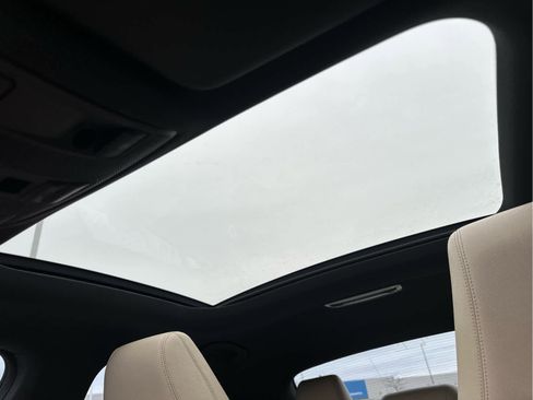 Used 2018 Mercedes-Benz CLA 250 4MATIC image 40