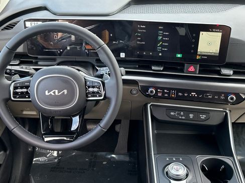 New 2026 Kia Carnival LXS image 12