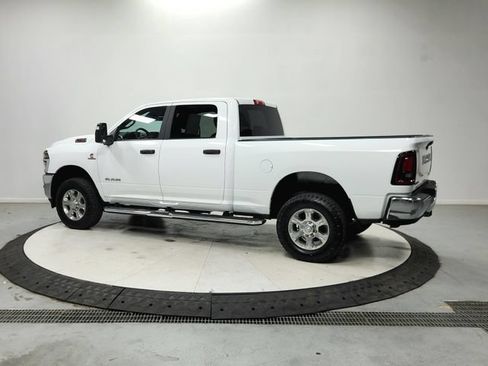 Used 2025 RAM 2500 Big Horn AWD/4WD image 6