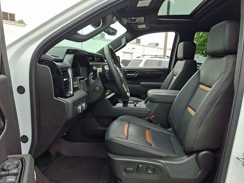 Used 2026 GMC Sierra 1500 AT4 w/ AT4 Premium Package AWD/4WD image 13