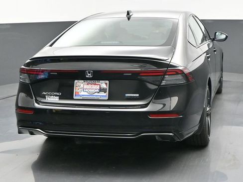 Used 2025 Honda Accord Sport image 5