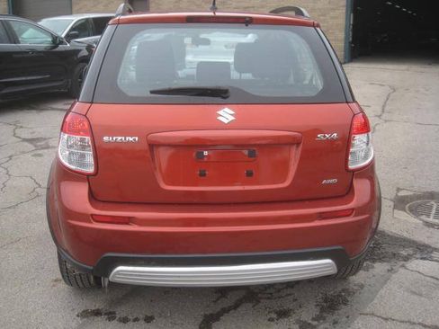 Used 2012 Suzuki SX4 Premium AWD/4WD image 6