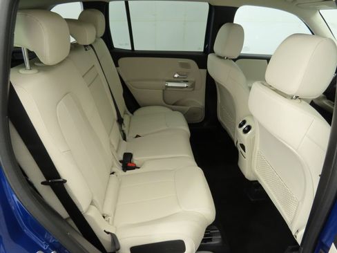 New 2026 Mercedes-Benz GLB 250 image 21