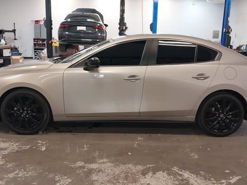 Used 2024 MAZDA MAZDA3 s FWD image 38