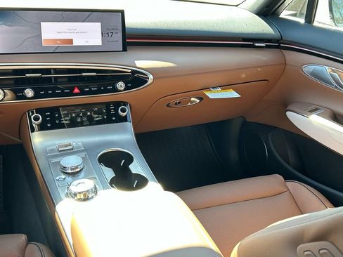 New 2026 Genesis GV70 2.5T Advanced image 26