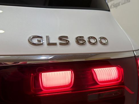 Certified 2026 Mercedes-Benz Maybach GLS 600 4MATIC image 32