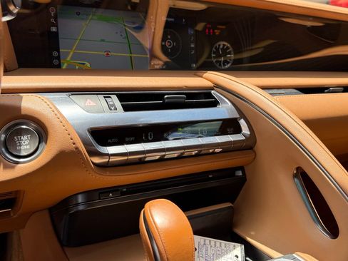 Used 2021 Lexus LC 500 Convertible w/ Touring Package RWD image 42