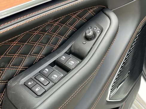 New 2026 Jeep Grand Cherokee L Summit image 18