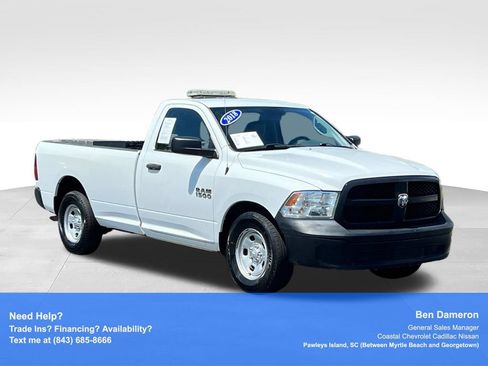 Used 2018 RAM 1500 Express RWD image 3