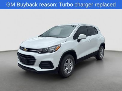 Used 2022 Chevrolet Trax LS w/ Tint and Cruise Package