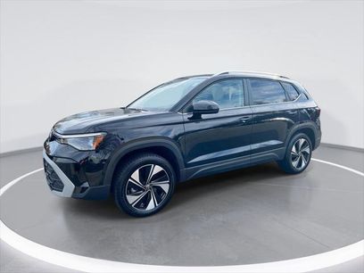 Certified 2025 Volkswagen Taos SE