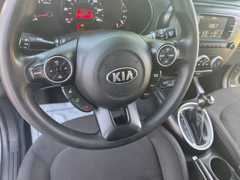 Used 2017 Kia Soul FWD image 15