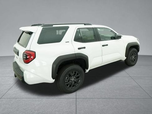 Used 2026 Toyota 4Runner SR5 AWD/4WD image 11