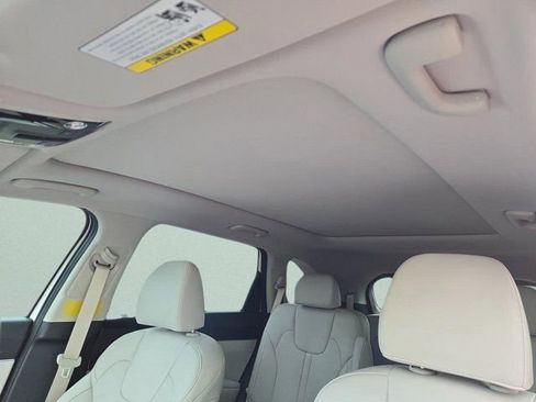 New 2026 Kia Sportage EX image 26