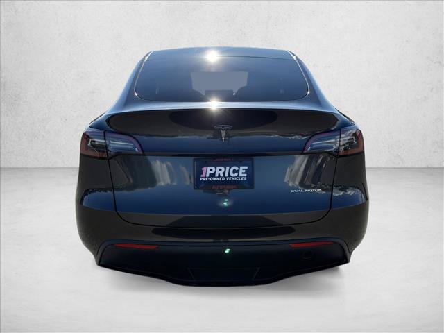 Used 2024 Tesla Model Y Long Range AWD/4WD image 6